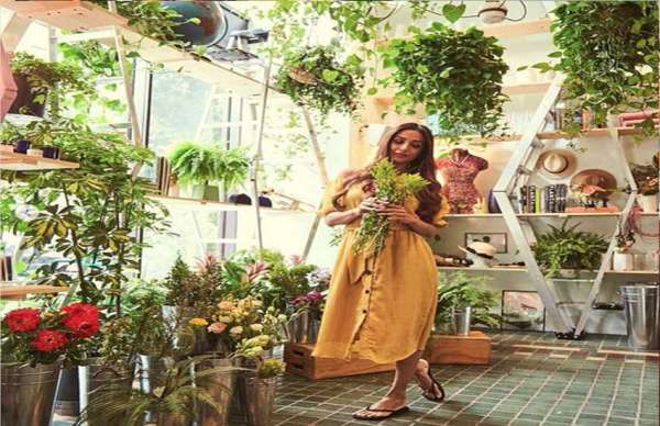 PICS:सलमान की एक्स 'भाभी' लॉस एंजेलिस में इस अंदाज में मना ही हैं छुट्टियां, देखें तस्वीरें