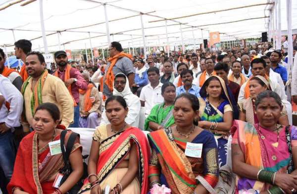 Photo Gallery : सीएम के करतला पहुंचते ही कार्यकर्ताओं में दिखा उत्साह, कुछ इस अंदाज में किया गया स्वागत...