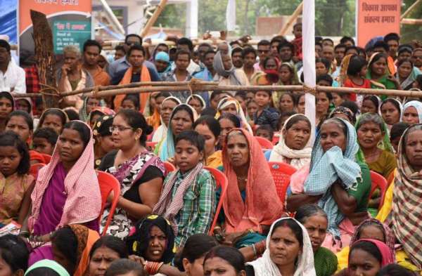 Photo Gallery : सीएम के करतला पहुंचते ही कार्यकर्ताओं में दिखा उत्साह, कुछ इस अंदाज में किया गया स्वागत...