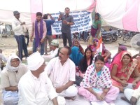 Water problem Congress MLA protest