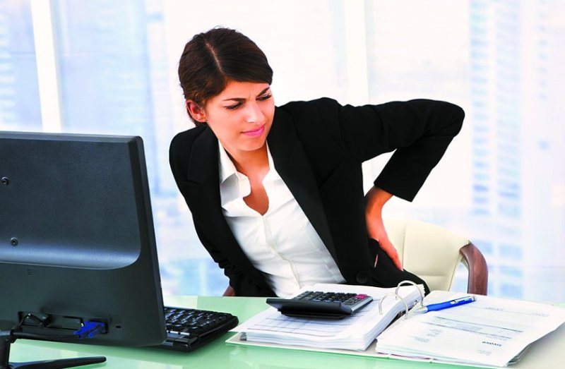 कमर दर्द