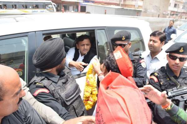 Uttar Pradesh EX CM Akhilesh Yadav latest news in hindi