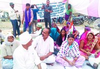saraswati singh Chitrangi mla Protest in singrauli water crisis