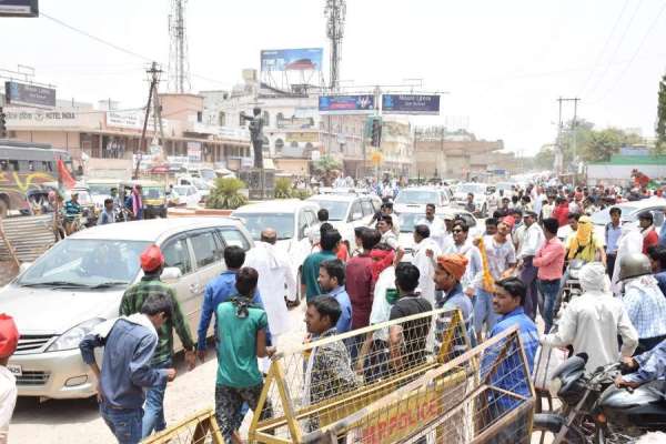 Uttar Pradesh EX CM Akhilesh Yadav latest news in hindi