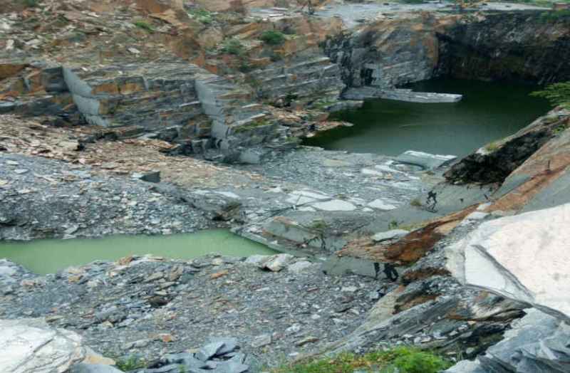 Aravali ranges in danger in bhilwara