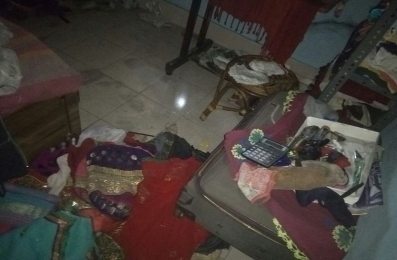 बिजनेस के सिलसिले में पति गया था दिल्ली और पत्नी गई थी मायके, इधर चोरों ने कार व जेवर समेत कर ली इतने लाख की चोरी