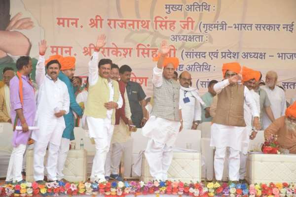 सीज फायर पर गरजे केंद्रीय गृहमंत्री, देखें इन तस्वीरों में