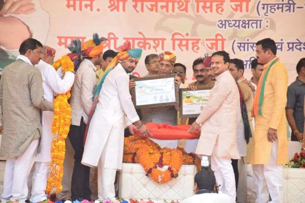 सीज फायर पर गरजे केंद्रीय गृहमंत्री, देखें इन तस्वीरों में