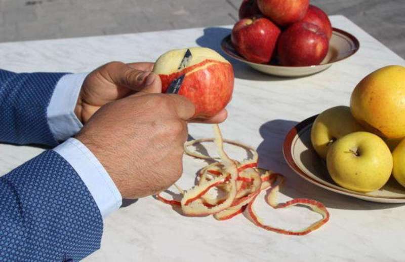 apple peel
