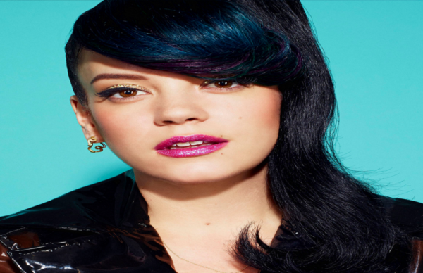 इस सिंगर को लगी शराब की ऐसी लत, वोदका और पानी में नहीं कर पाती थी फर्क