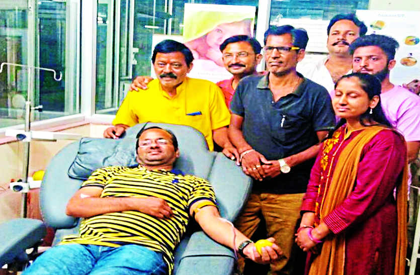 Doctor Blood donation in bhilwara