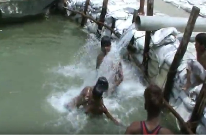 temperature reaches 43 degree in up