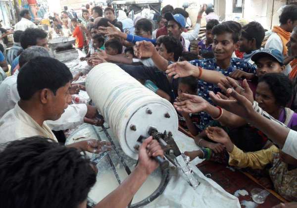 Ganesh Ganj bhandara 