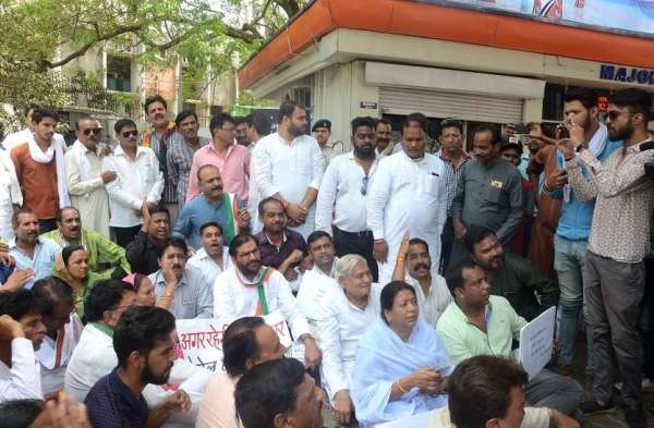 congress agitation against petrol price hike