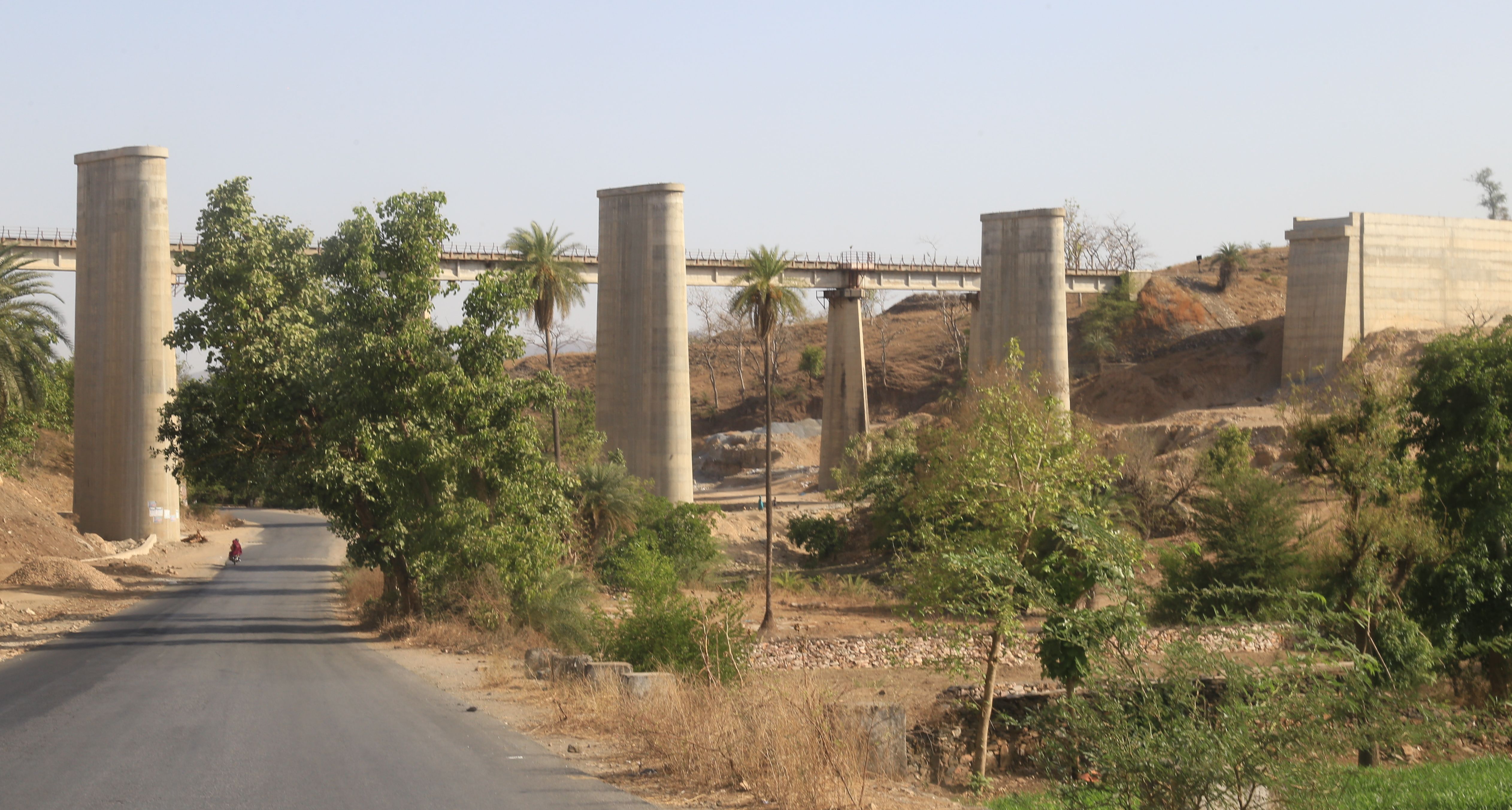 railways-misleading-about-udaipur-ahmedabad-guage-conversation