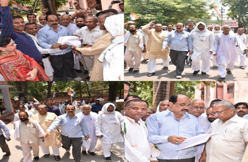 Congress leaders protested about diesel petrol prices