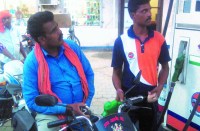 12वें दिन पेट्रोल और डीजल की कीमतों में बढ़ोतरी जारी