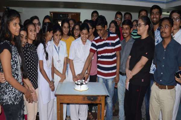 CBSE Result : toppers are at patrika office