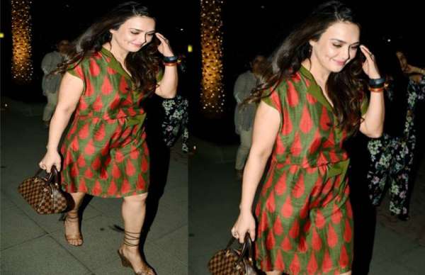 preety and arjun rampalखबरों की माने तो इन दिनों अर्जुन अपनी पत्नी मेहर के साथ नहीं रह रहे हैं। वहीं रिपोर्ट्स की माने तो ऋतिक रोशन और सुजैन के बीच हुए तलाक की वजह सुजैन से अर्जुन रामपाल की नजदीकियां बताया जा रहा है।