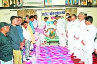 नेहरू ने स्वतंत्र भारत में विकास की रखी नींव