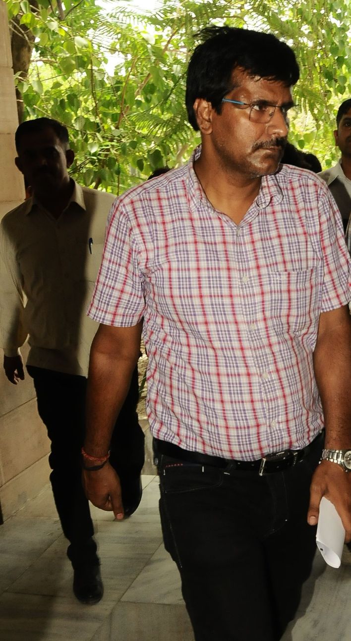 Bribe from pak refujee, raid on officer's residence