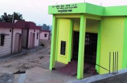 मांग है कि हमें बारिश से पहले नगर निगम कम से कम आवास उपलब्ध करा दे