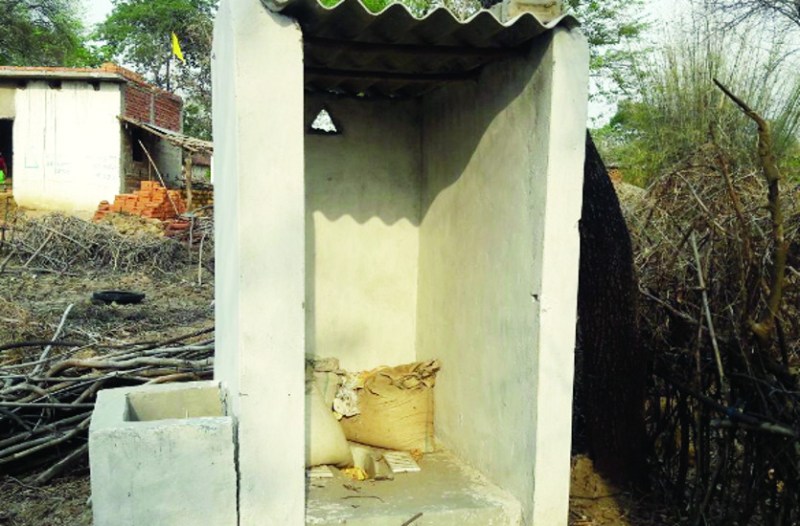 सरपंच सचिव के खिलाफ न कोई जांच हुई न कार्यवाही