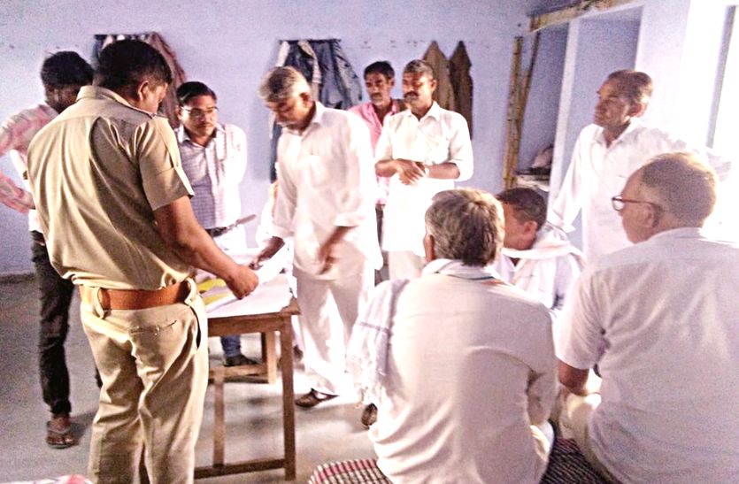 people caught thief and Assigned to police after leave in jhunjhunu