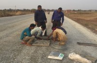 सीपत बलौदा उरगा मार्ग में घटिया निर्माण का मामला