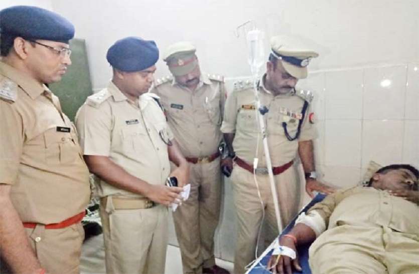 encounter between police and criminas constable injured