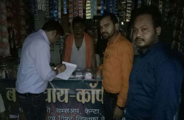 Photo Gallery : 35 से ज्यादा गुमटियों में खाद्य विभाग की दबिश, इतने हजार रुपए वसूला जुर्माना