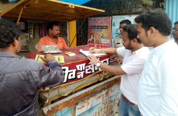 Photo Gallery : 35 से ज्यादा गुमटियों में खाद्य विभाग की दबिश, इतने हजार रुपए वसूला जुर्माना