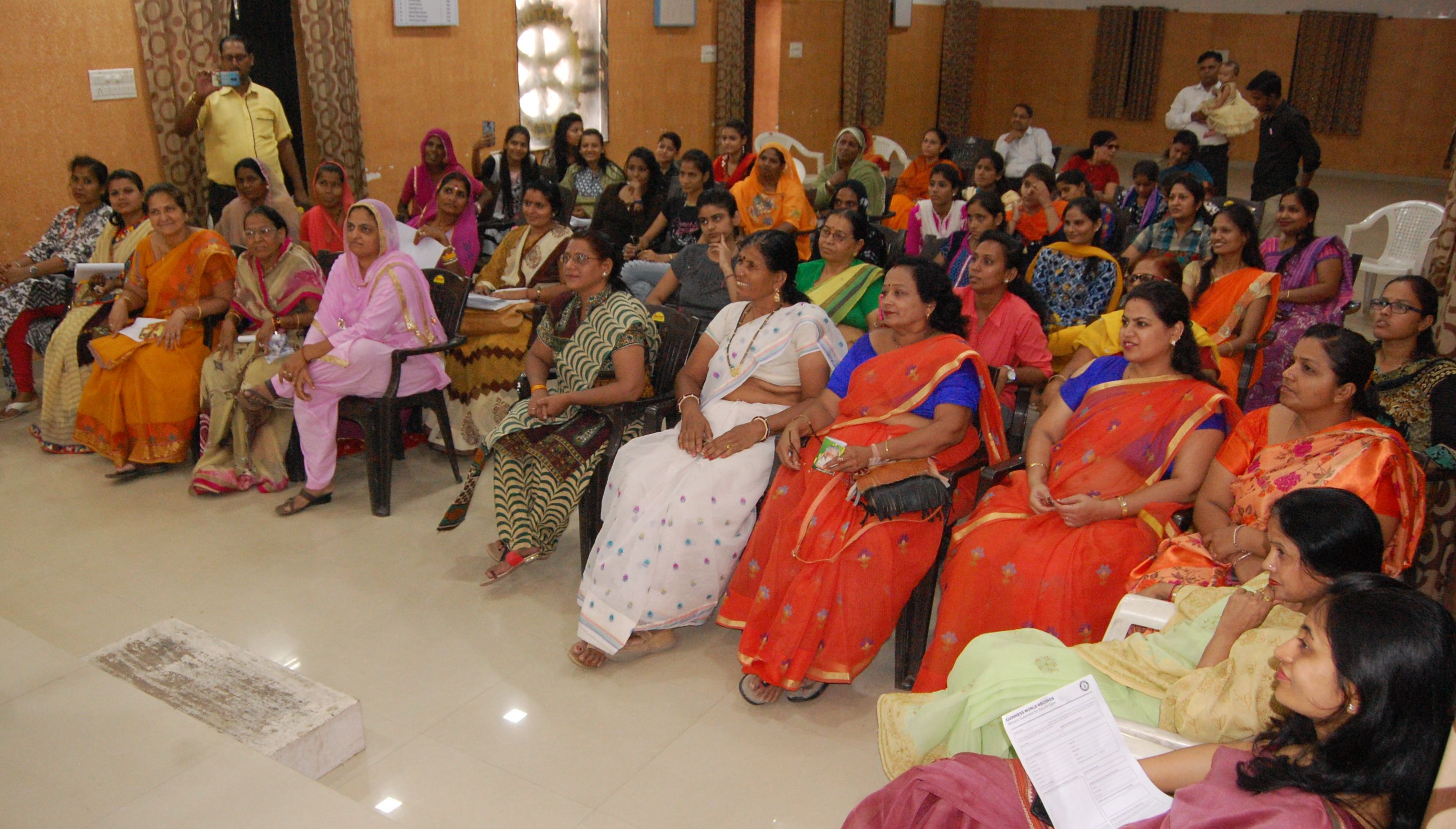 - राजस्थान पत्रिका के चेंजमेकर महाभियान