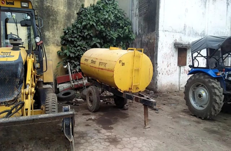 एक सप्ताह के भीतर दूसरी बार पानी के लिए तरसते रहे लोग, जानें क्या रही वजह...