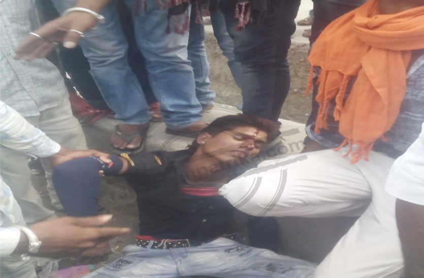 Youth beat in bhilwara