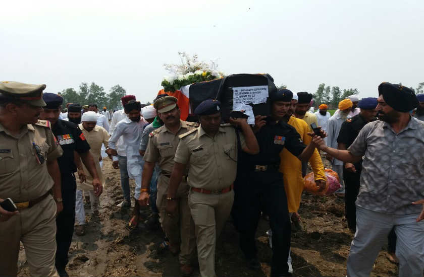 चीन सीमा पर शहीद हुआ पीलीभीत का लाल, अंतिम विदाई में उमड़ा जन सैलाब