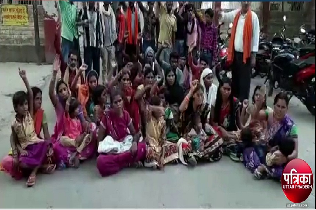 छत्तीसगढ़ से आए मजदूरों ने ईंट भट्ठा मालिक के खिलाफ की सिटी मजिस्ट्रेट से शिकायत