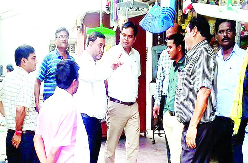 प्लास्टिक के सैंपल जांच के लिए भेजे