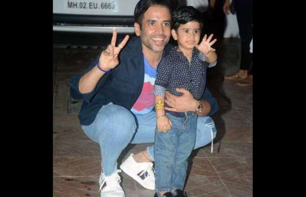 laksshya kapoor birthday party