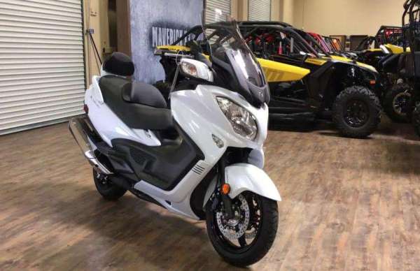 Suzuki Burgman 650 ABS Executive