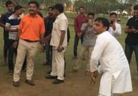 Akhilesh Yadav played cricket 