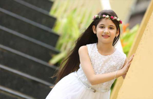 PICS: 3 साल में इतना बदल गया सलमान की मुन्नी का लुक