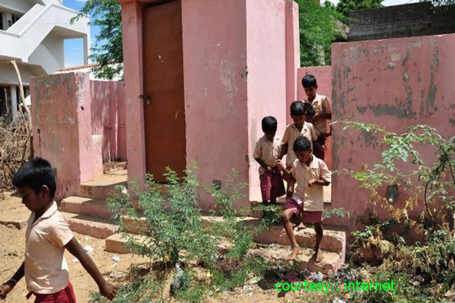 girl hygiene in jodhpur schools