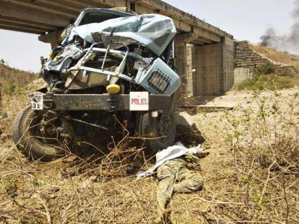 pics: trola and car accident, CRPF soldiers udaipur