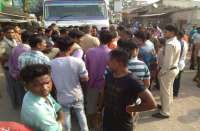 Breaking : ट्रेलर की चपेट में आने से ग्रामीण की मौत, ग्रामीणों ने किया चक्काजाम