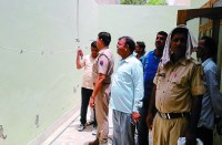 robbery in the house 