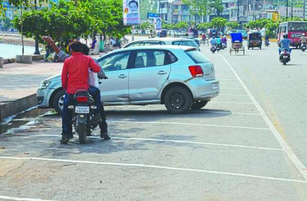 parking in raipur 