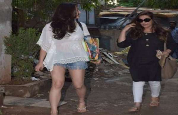 sara ali khan and amrita singh
