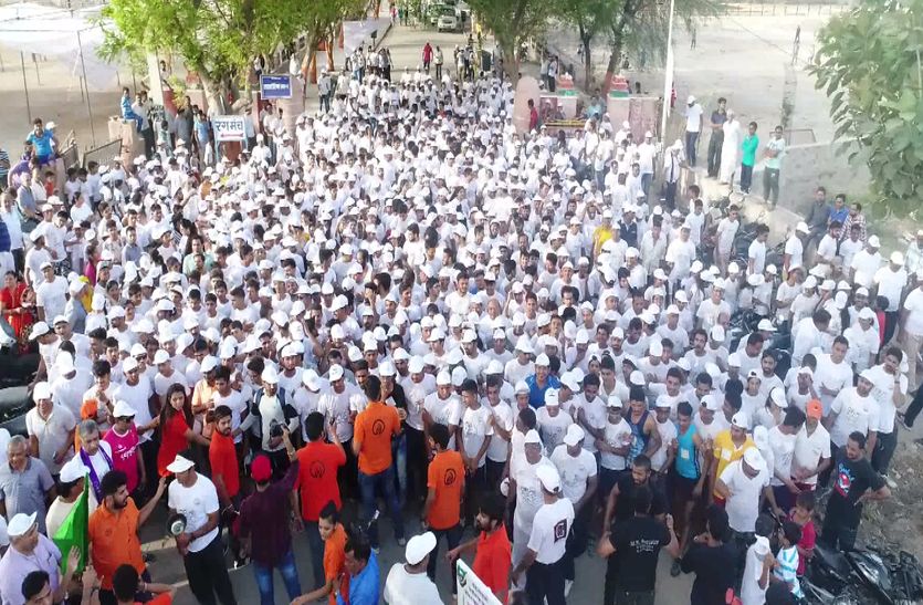 पर्यावरण दिवस पर स्वच्छ और स्वस्थ रहने का संदेश देने दौड़ा शहर….यहां देखें विडियों