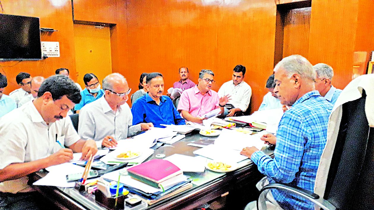 uit trust meeting for 100ft chouraha udaipur